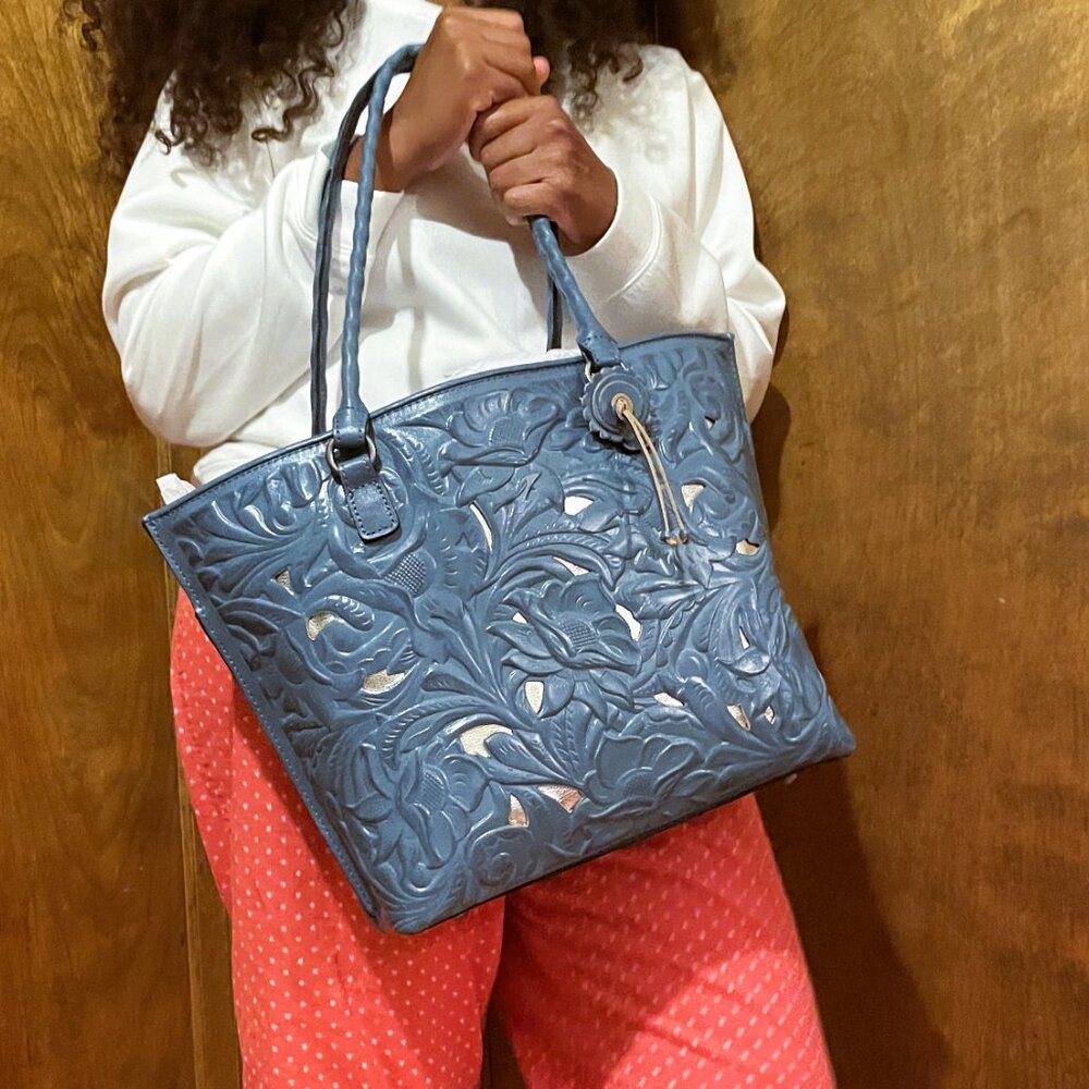 NWT~P. Nash Adeline Safflower Tooled Leather Shoulder Bag~Large Capacity Bag